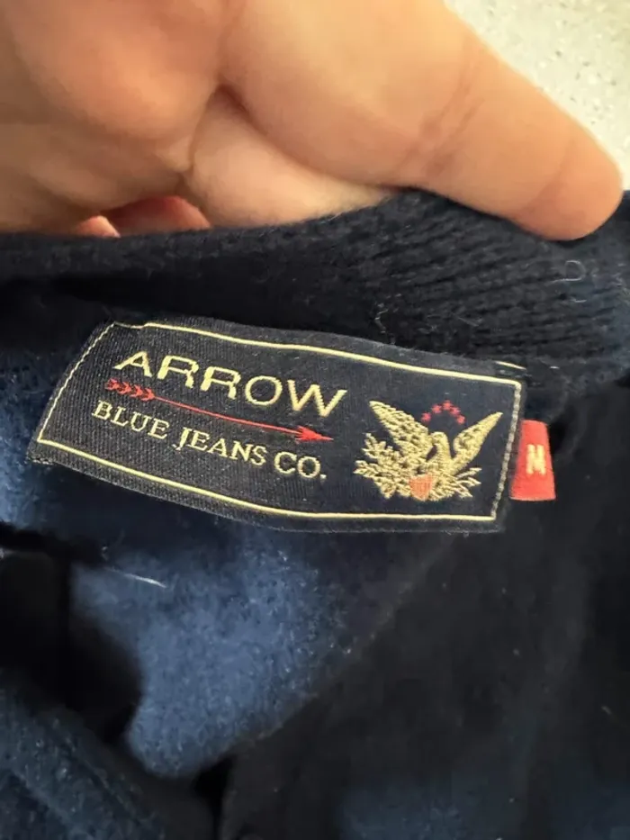 Cardigan Arrow navy pour femme, taille M 100% laine, bon état - photo numéro 3