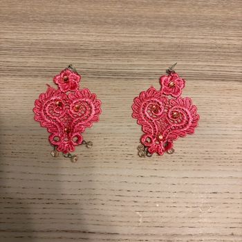 Boucles d’oreilles • roses 🌿