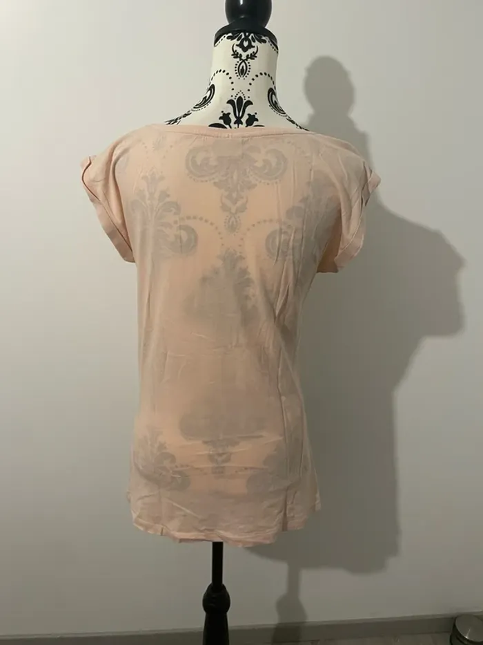 T-shirt à manches courtes col rond décolleté rose à motifs gris Only taille M - photo numéro 4