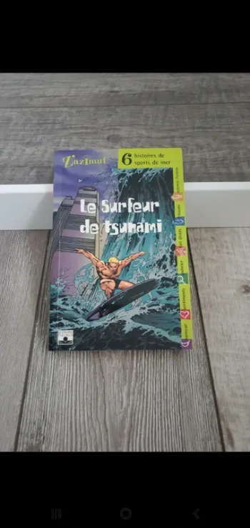 Livre de 6 histoires de sports de mer - le surfeur du Tsunami