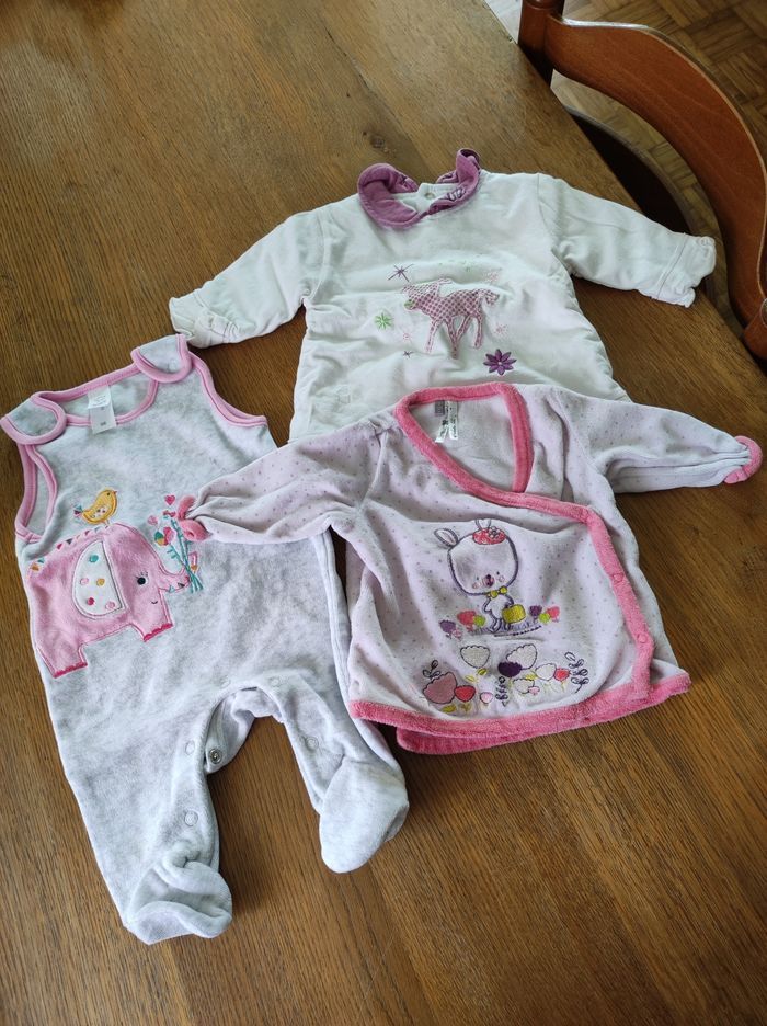 Pyjama bébé 1mois fille - photo numéro 9