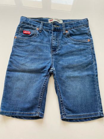 Short Lévis