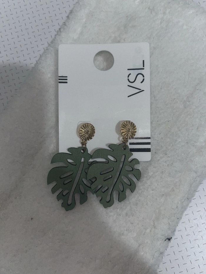 Boucles d’oreilles neuve