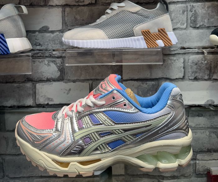 Asics - photo numéro 2