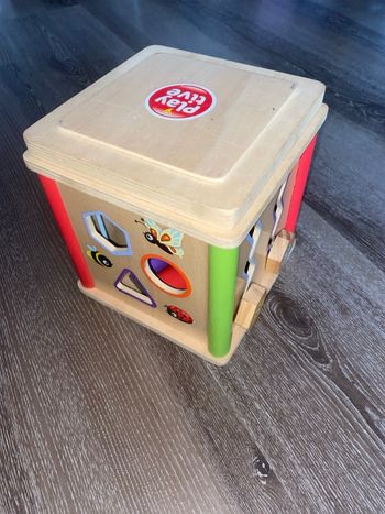 Cube de jeux en bois