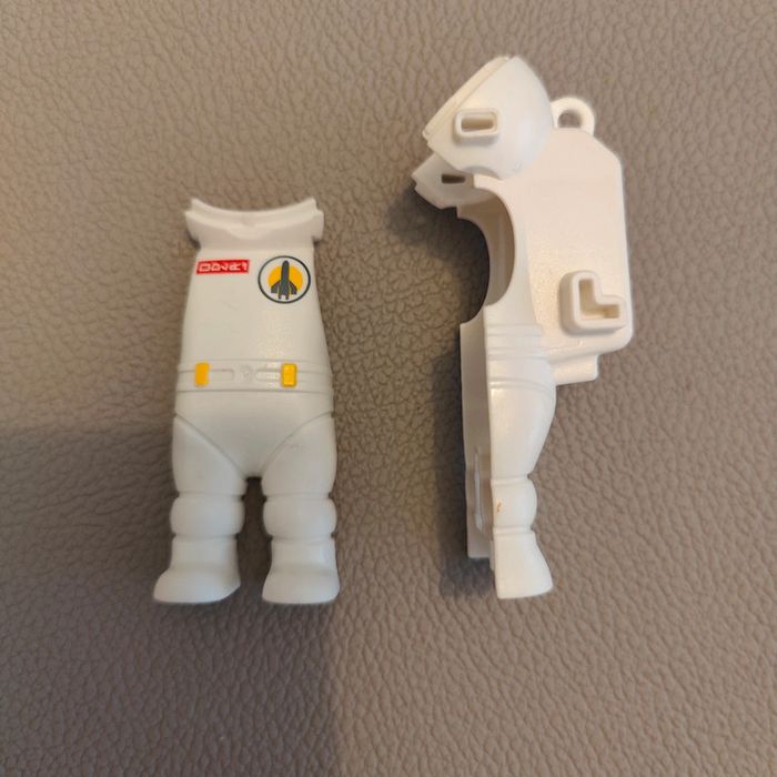 Coque astronaute playmobil