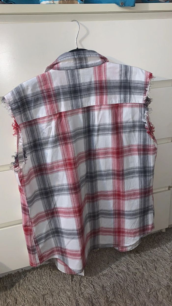 Jolie chemise sans manche (taille L) - photo numéro 4