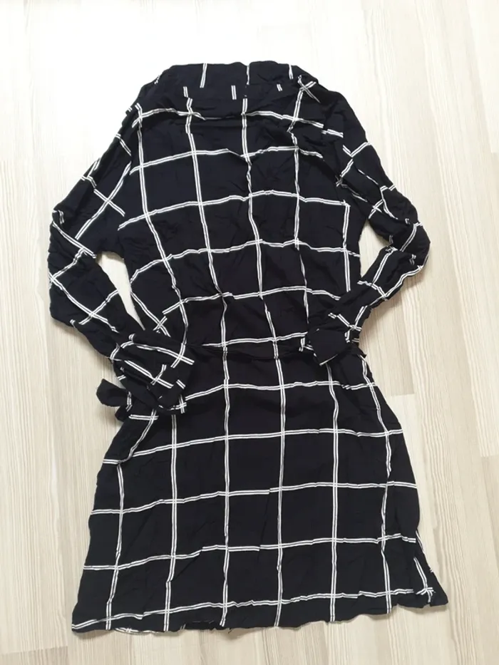 Belle robe femme 38 - photo numéro 4