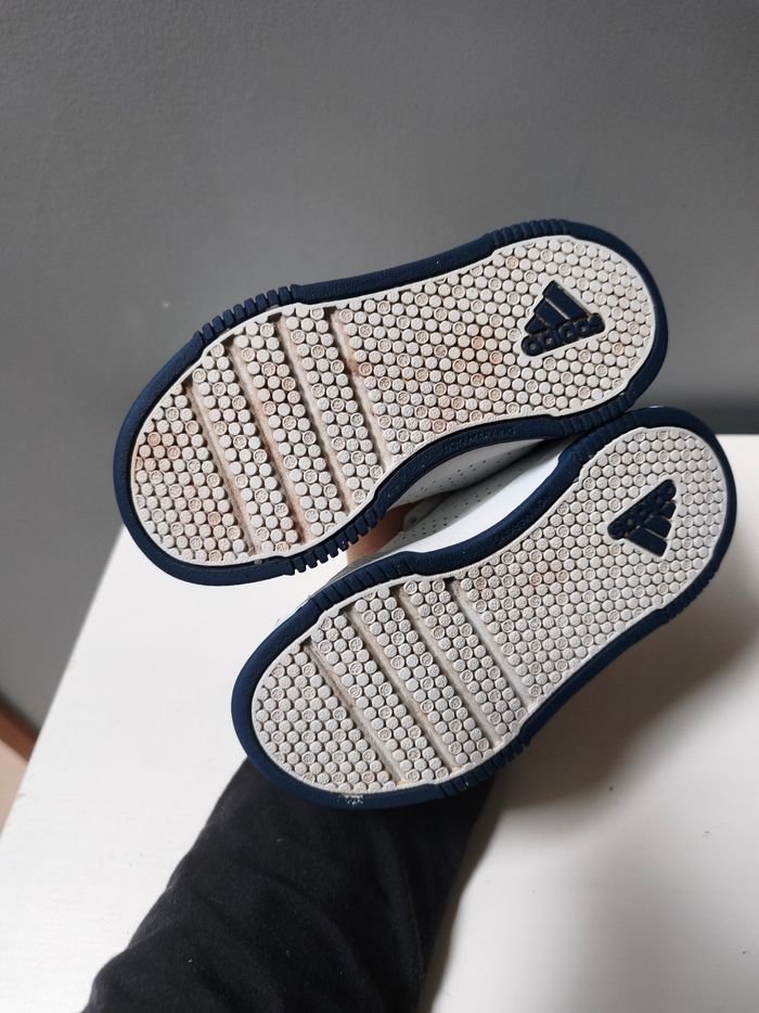 Adidas taille 26 - photo numéro 3