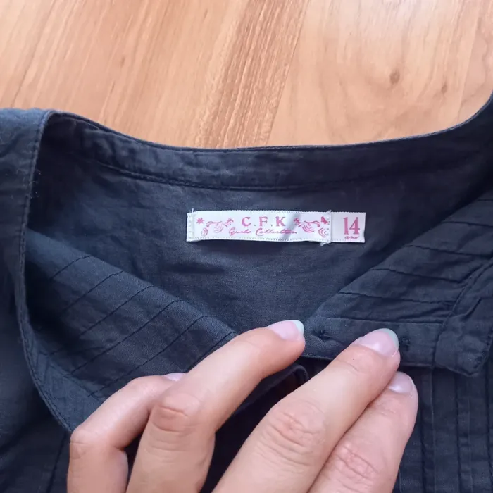 Blouse noire 14 ans - photo numéro 4