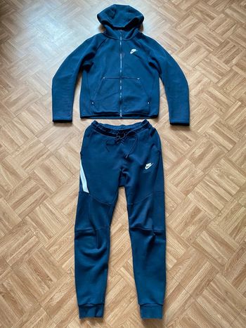 Ensemble veste et jogging bleu Nike Tech Fleece