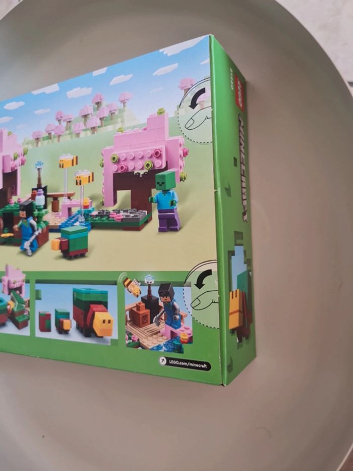 Lego Minecraft 21260 - le jardin des cerisiers - neuf - photo numéro 4