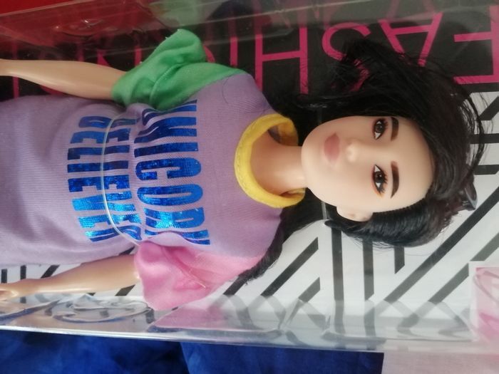 Barbie fashionistas. - photo numéro 4