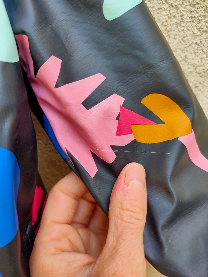 Veste imperméable Catimini taille 5 ans - photo numéro 7