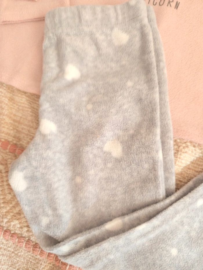 Pyjama Licorne coeurs rose et gris kiabi 3 ans - photo numéro 4