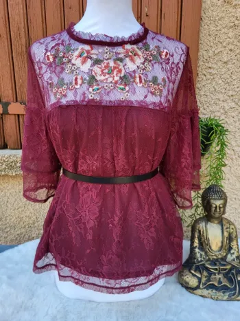 Blouse dentelle broderie fleuri violine new look taille 46