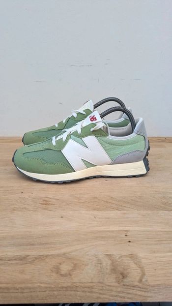 New balance e 327 vert