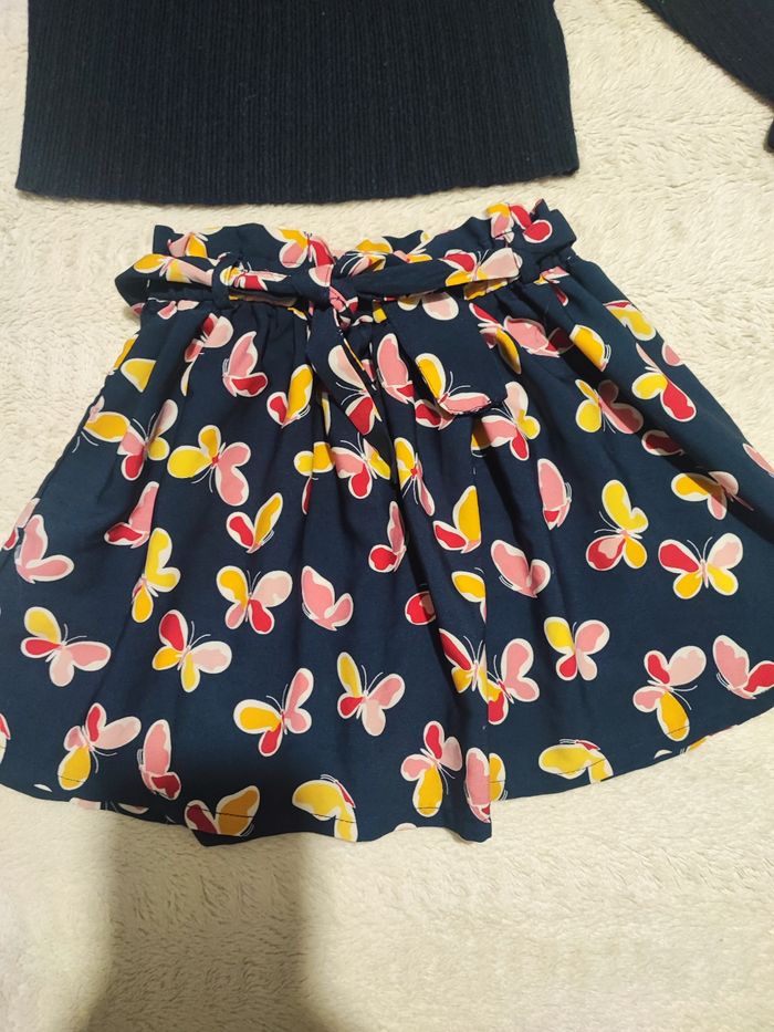 Ensemble mi-saison fleurie taille 6 ans - photo numéro 2