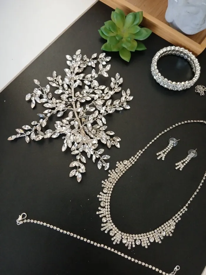 Lot bijoux et accessoires de cheveux Mariage🌿🎉 - photo numéro 3