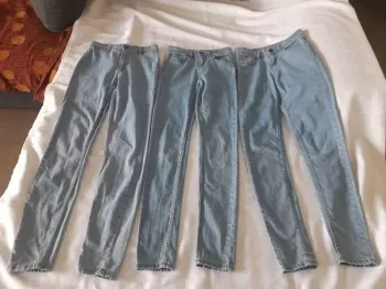 Lot 3 jeans skinny kiabi tbe taille 32