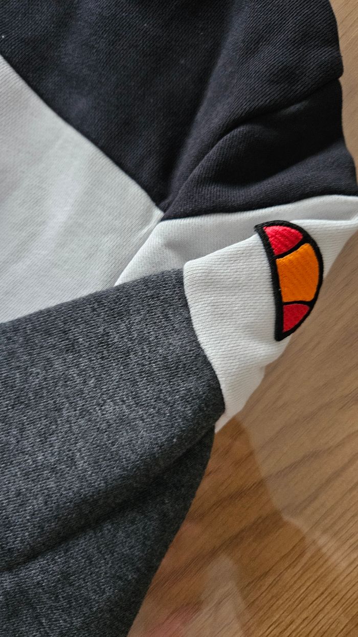 Pull ellesse - photo numéro 2