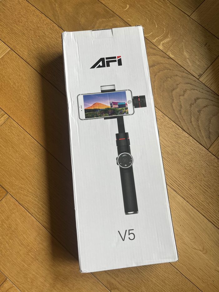 Stabilisateur 3 axes AFI V5 neuf – Gimbal smartphone avec trépied et lumière intégrée