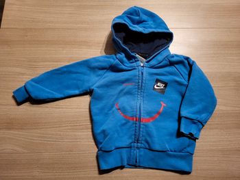 Gilet zippés taille 6-9 mois (68-74 cm)