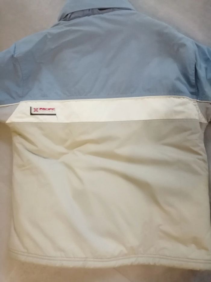 Blouson bleu ciel beige et écru Taille S Pacific Motion - photo numéro 2
