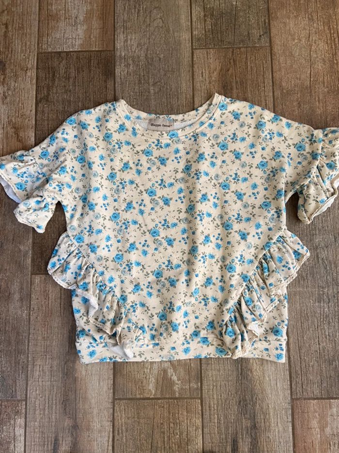 Sweat à volants et dentelle motif Liberty