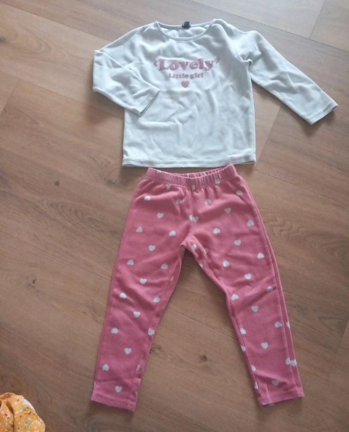 Lot vêtements fille 4/5 ans - photo numéro 6