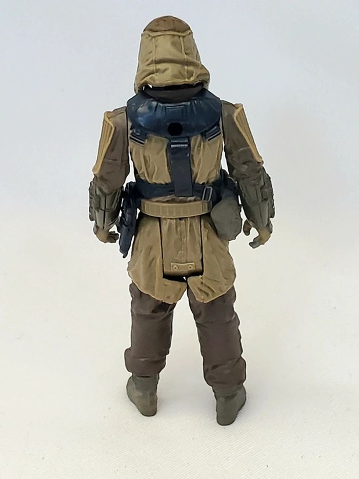 3 figurines Star Wars Commander Pao/ Chirrut Imwe/ PZ-4CO
+ cadeau 🎁🎄 - photo numéro 17