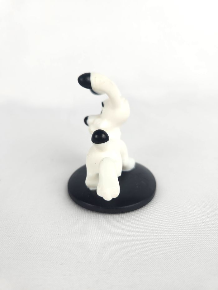 Figurine Astérix Idéfix - McDo Happy Meal 2019 McDonald's - photo numéro 4