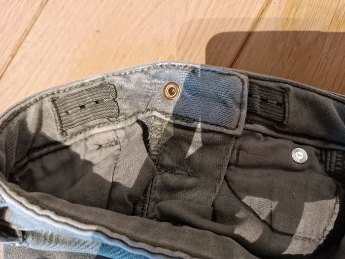 Jean droit avec ceinture fleurie à nouer pour bébé fille - photo numéro 6