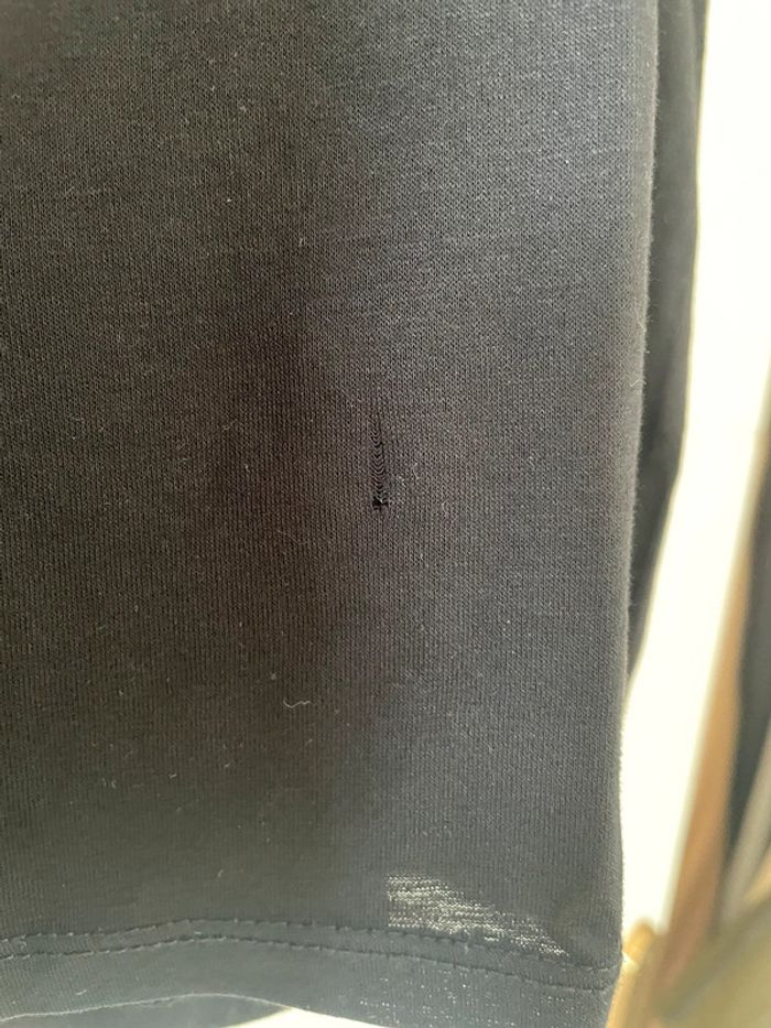 Tee shirt noir IKKS « in my arms » taille 42 - photo numéro 3