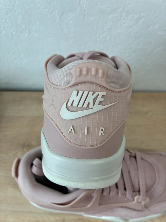 Baskets Jordan 4 rm pink rose pointure 42 neuves - photo numéro 8