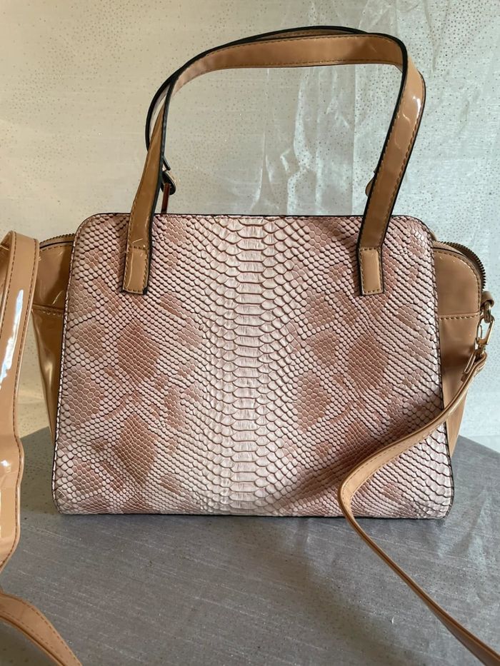 Sac David Jones effet python – Élégance garantie !