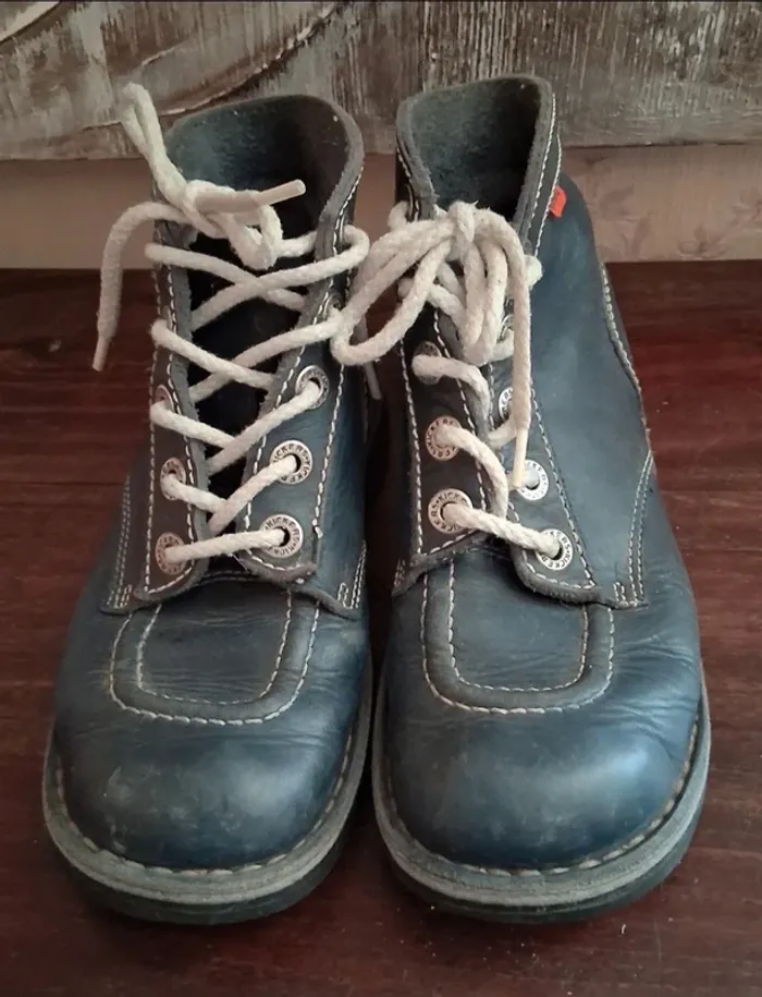 Chaussures Kickers taille 35