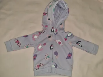 Veste à capuche taille 6 mois