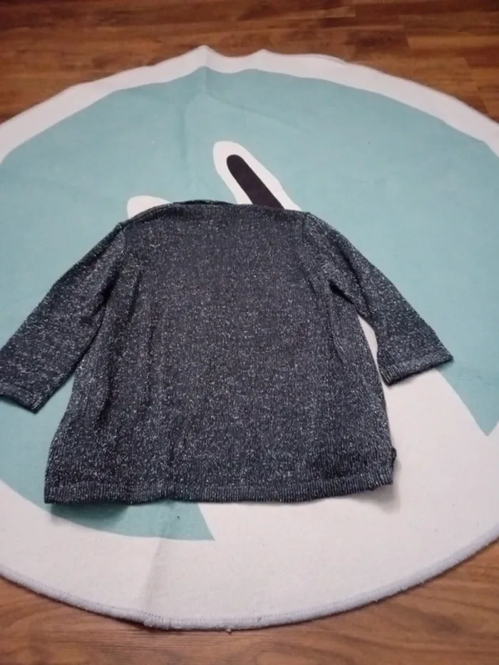 Cardigan neuf 4 ans - photo numéro 3