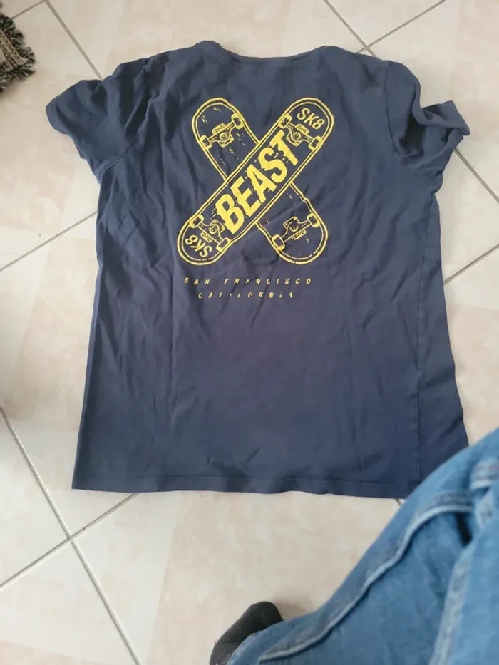 Tee-shirt taille 14 ans - photo numéro 3