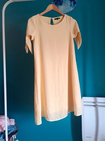 Robe jaune
