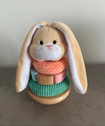 Tour à empiler lapin