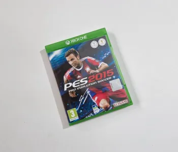 Jeux Xbox One Pes 2015 +Fifa 15 en loose en cadeau