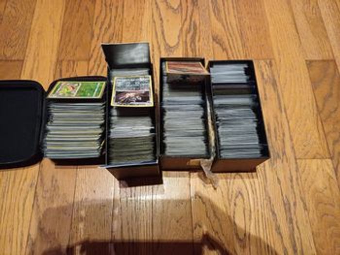 Lot de cartes Pokémon (reverse/Holo) - Bloc Epée et Bouclier / Ecarlate et Violet - photo numéro 6