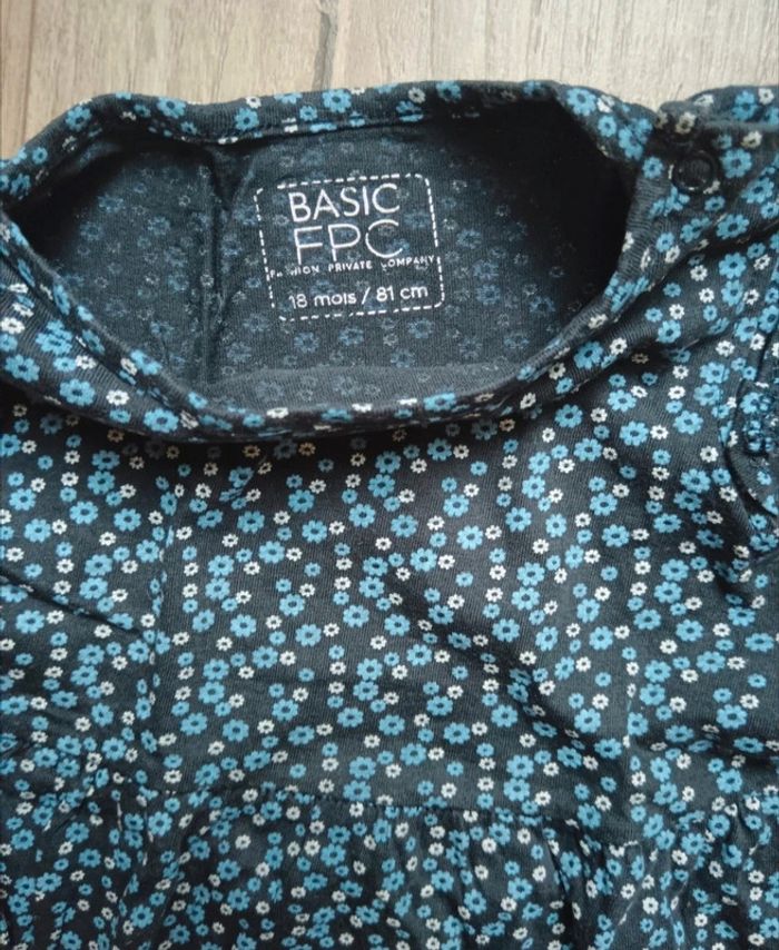 Robe fleurie neuve 18 mois FPC - photo numéro 2