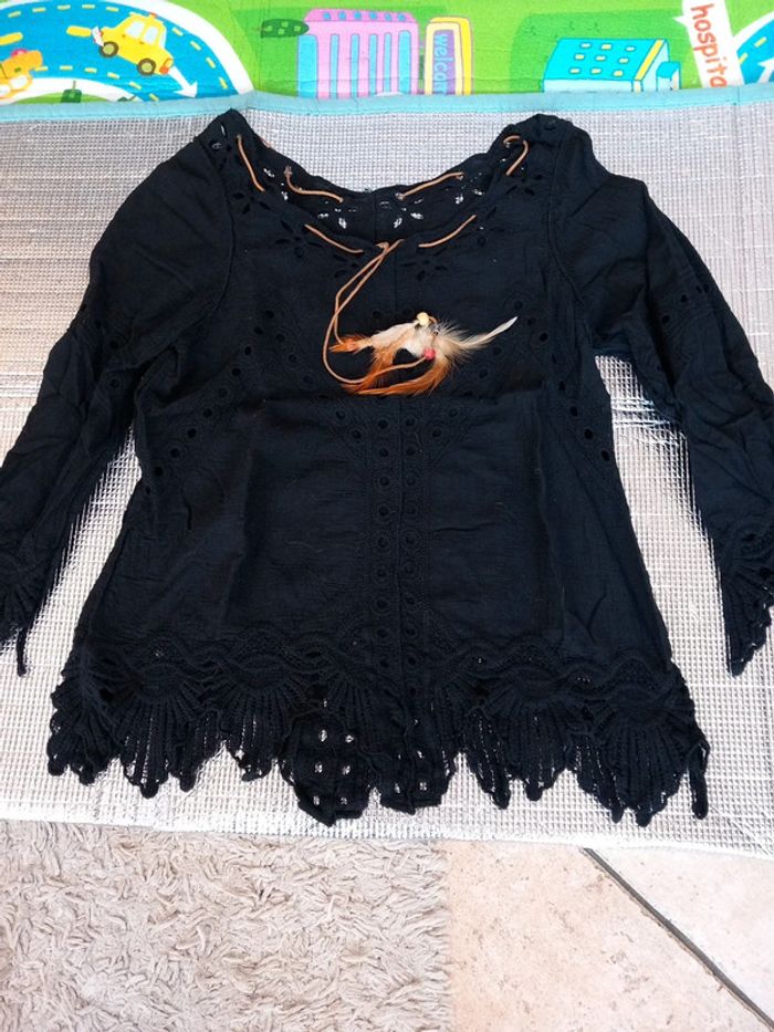 😴tunique coton noire en broderie T38