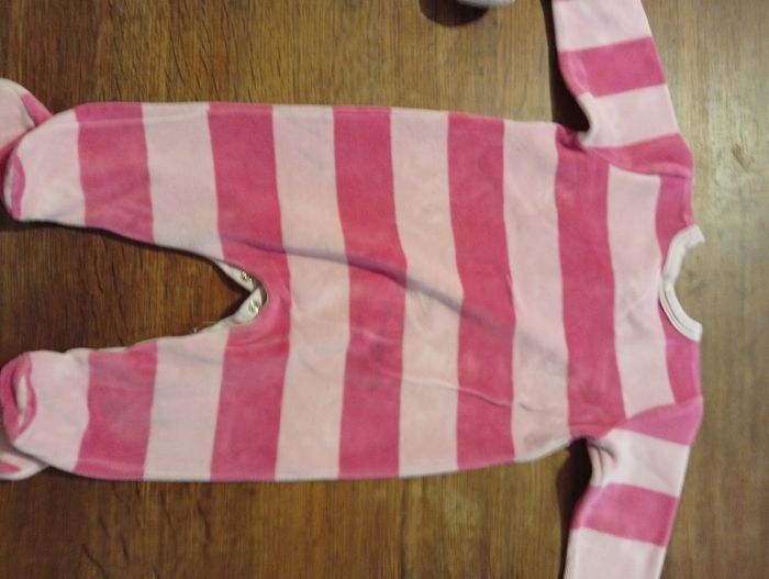 Lot de 2 pyjamas taille 6 mois - photo numéro 10