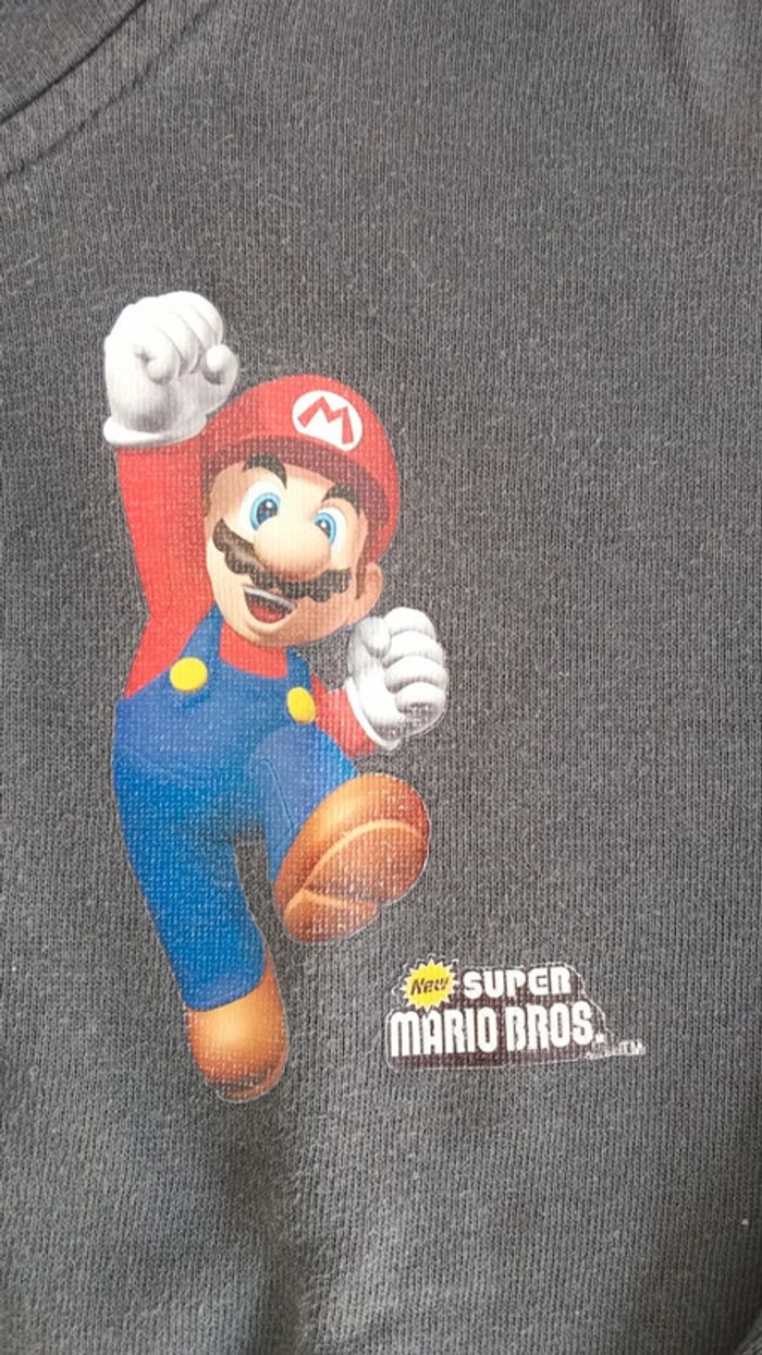 Sweat Super Mario Bros 10 ans - photo numéro 2