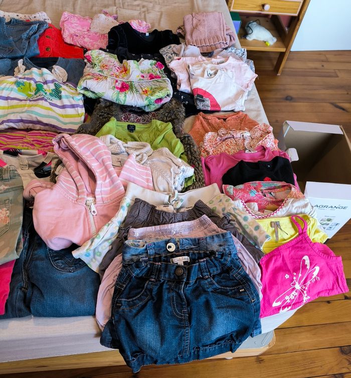Lot de 55 vêtements fille de marque du 6 mois au 2 ans été/hiver - photo numéro 2