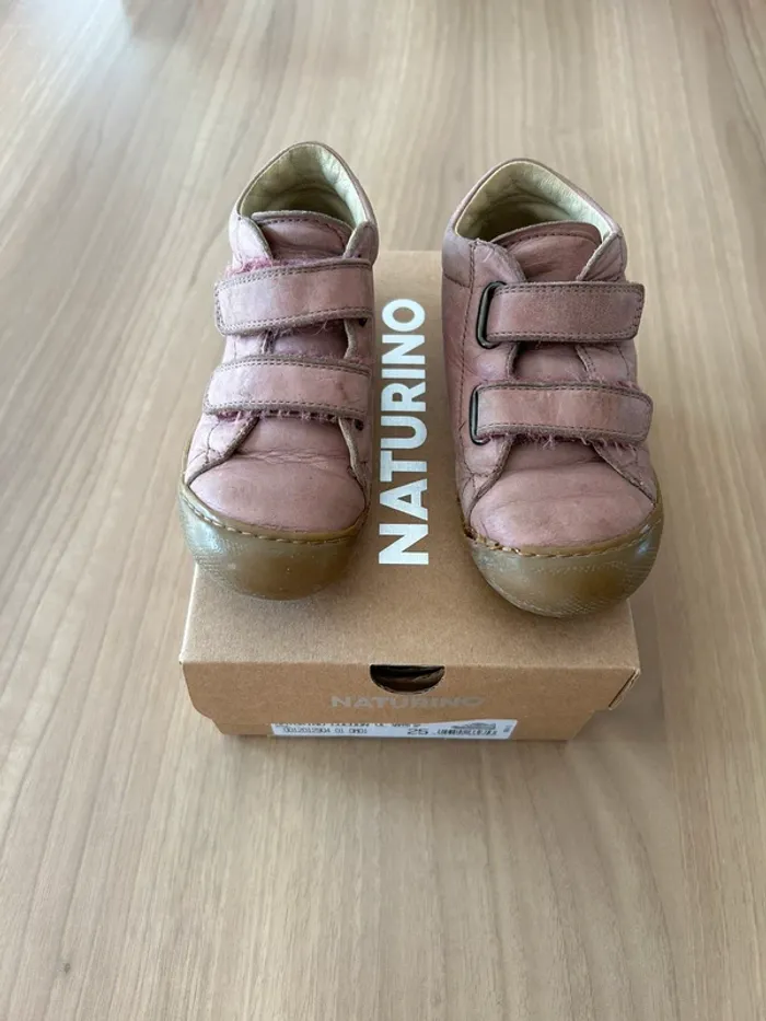 Chaussures à scratch naturino